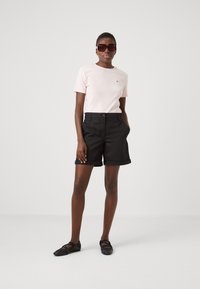 Tommy Hilfiger Šortai - black