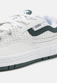 Vans SPEED UNISEX - Tennised - white/green