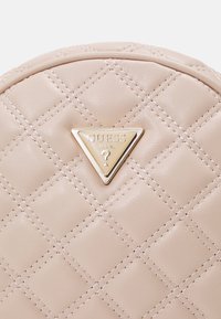 Guess GULLY CIRCLE BAG - Umhängetasche - light beige