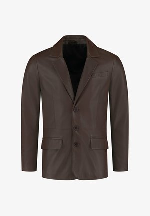 Bruine leren blazer met een afgeronde kraag, twee voorzakken, vier knopen en een stijlvolle, gladde textuur.