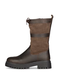 Botas de cuero y ante marrón hasta la rodilla con un acabado texturizado, suela de goma y parte superior ajustable con un detalle de cordón.