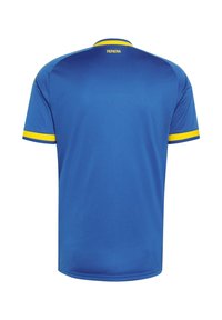 Maillot de sport bleu à manches courtes avec une bordure jaune sur le col et les manches, présentant le texte « Україна » en jaune dans le haut du dos.