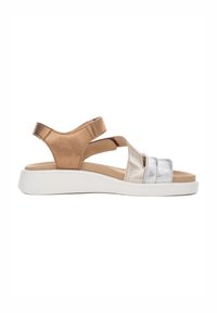 Brune og sølv metalliske sandaler med en blød sål, åben tå-design og en hvid gummisål; med krydsede stropper for støtte.