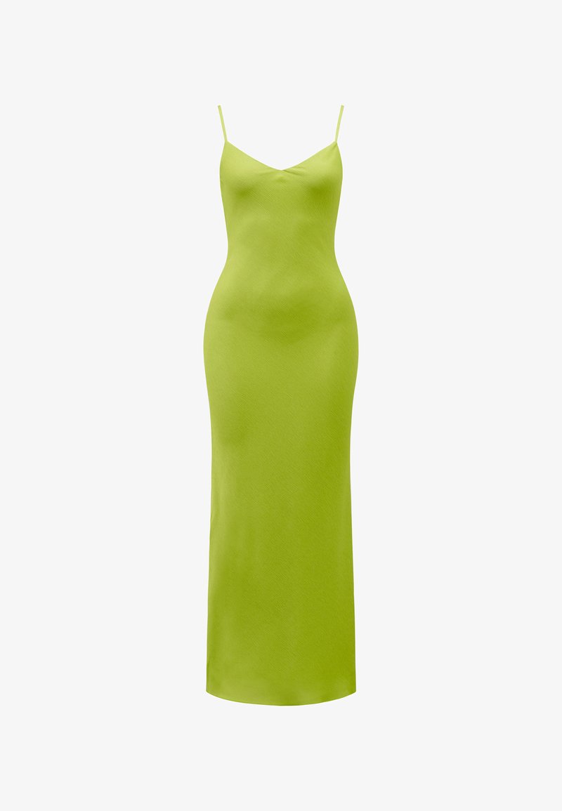 Robe verte sans manches avec de fines bretelles, texture lisse, silhouette ajustée et design longueur de sol.