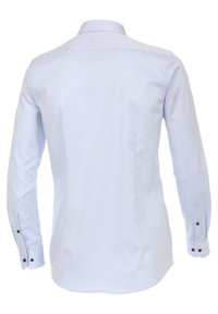 Lichtblauwe lange mouw overhemd met een klassieke kraag, slim fit ontwerp en zwarte knoopaccenten op de manchetten. Glad, geweven textuur.