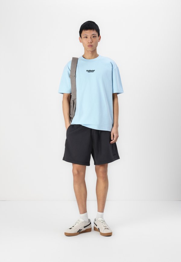 LOOSE SHORT - Shorts4