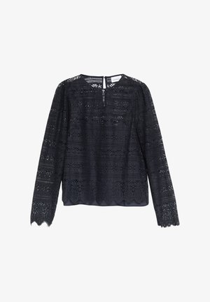 Czarna, długorękawowa bluzka z koronki z kwiatowymi i geometrycznymi wzorami, falbankowym wykończeniem na dole i mankietach oraz zapięciem na guziki z tyłu przy dekolcie.