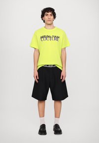 Versace Jeans Couture Apdrukāts T-krekls - kiwi