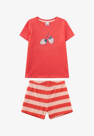 Korallenrotes Kurzarmhemd mit Grafik von zwei Erdbeeren und Herzen, kombiniert mit korallenroten und hellrosa horizontal gestreiften Shorts mit elastischem Bund.
