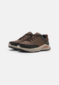Skechers ARCH FIT TREADWEAR - Baskets basses - dark brown
