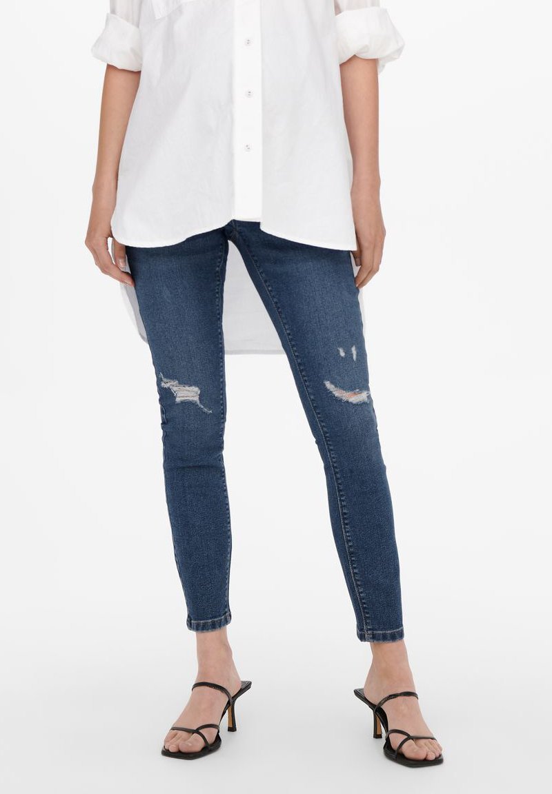 ONLY MATERNITY OLMDAISY PUSH UP - Uske traperice - medium blue denim