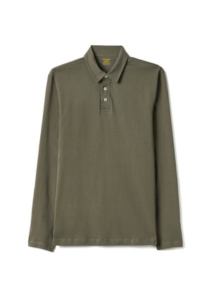 Polo manches longues vert olive avec trois boutons et un col classique, posé à plat sur un fond blanc.