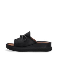 Zwarte leren slide-sandalen met een geknoopte accent. Heeft een zachte, gestructureerde bovenkant en een dikke zwarte rubberen zool. Ontworpen voor casual gebruik.