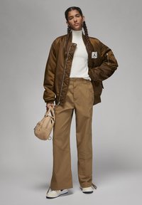 Jordan PANT - Cargobroek - brown kelp