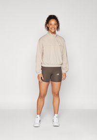 adidas Performance TECHFIT SHORT - Retuusid - shadow olive