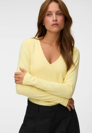Vero Moda, TOP VMLIVA TOP - T-shirt à manches longues - pale banana