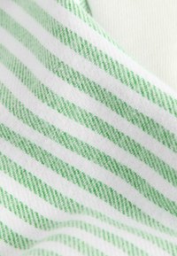 Next SET - Nattplagg set - green ecru white