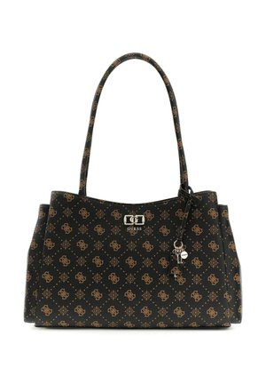 Sac à main Guess noir avec un motif de logo marron, double poignée, fermoir argenté et breloques décoratives en forme de clés sur le côté avant droit.