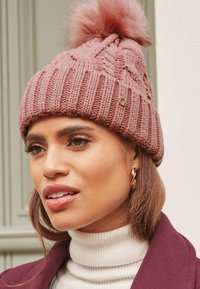 Lipsy COSY BOBBLE - Kootud müts - pink