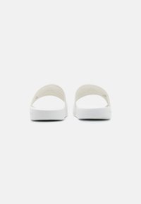 EA7 Emporio Armani UNISEX - Sandales de bain - bright white