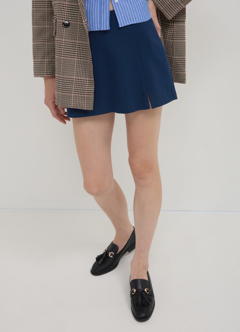 Calliope CON SPACCO  - Shorts - blu