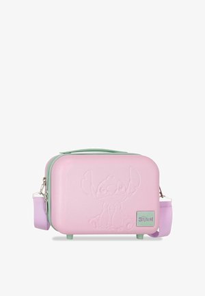 Pequeño bolso rígido rosa y verde con diseño en relieve de Disney Stitch y correa de hombro ajustable morada.