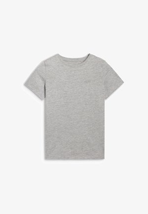 Prosty szary t-shirt z krótkim rękawem i okrągłym dekoltem, prezentowany na płasko na białym tle.