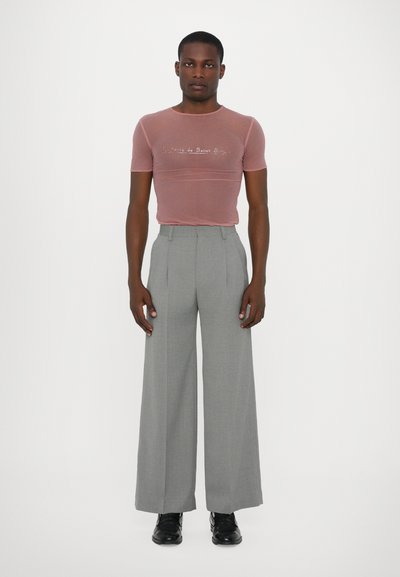 Ludovic de Saint Sernin SIMPLE SHORT SLEEVES UNISEX - T-shirts print - pink
