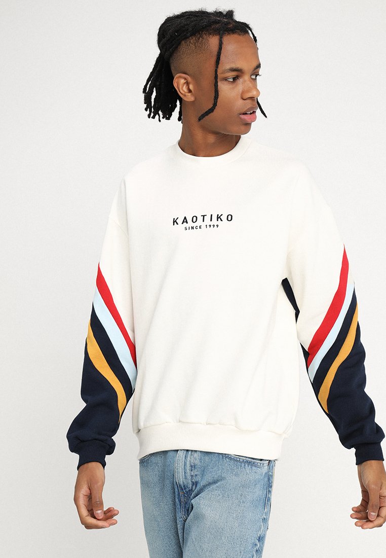 Sweatshirts für Herren versandkostenfrei online | ZALANDO Image 3 of adidas Originals Berlin High Neck Sweatshirt