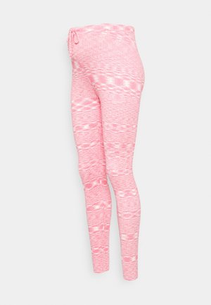 Leggings cor-de-rosa com um padrão texturizado e cintura com cordão. O tecido apresenta uma mistura de tons de rosa mais claros e mais escuros.