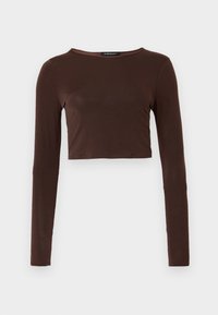 Brun langermet cropped topp laget av glatt materiale, med rund halslinning og tettsittende design. Ingen synlige mønstre eller detaljer.