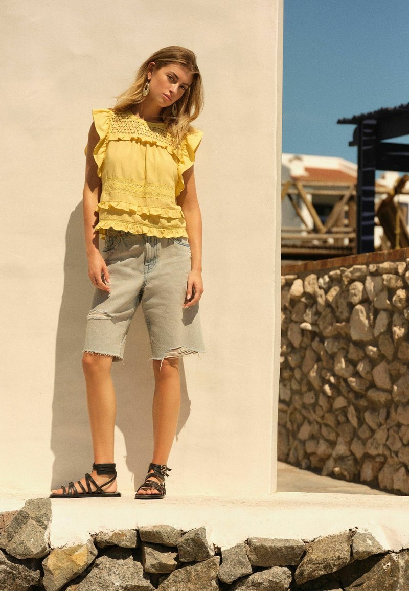 Next FRILL SLEEVE REGULAR FIT - Pluus - yellow