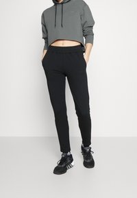 ICANIWILL Sweat à capuche - green