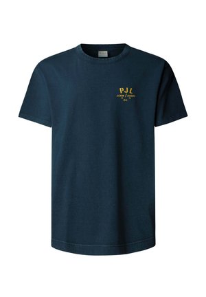 Temno modra bombažna majica s kratkimi rokavi in okroglim izrezom, na sprednji strani z majhnim rumenim napisom "PJL DENIM/BRAND CO."