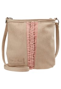 Borsa a tracolla in finta pelle beige con un design centrale plissettato rosa e una tracolla regolabile. Texture sottile e dettaglio del logo impresso.