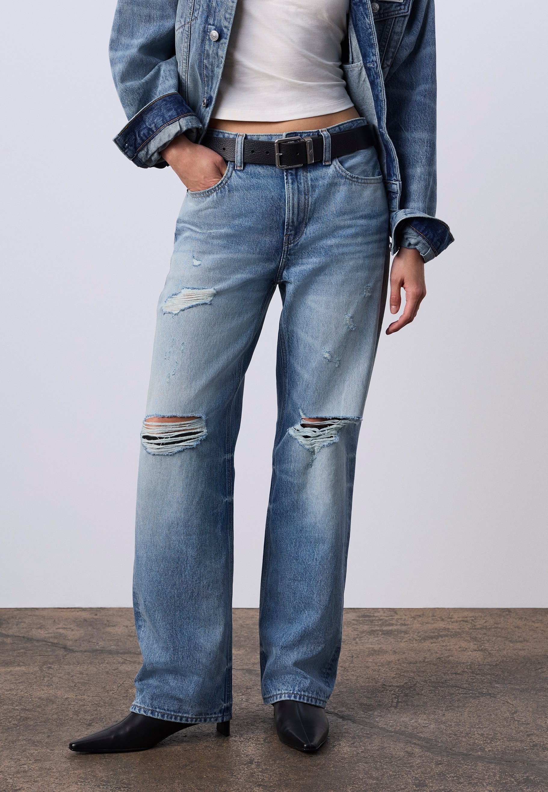 Calvin Klein Jeans JUNG KOOK FOR CALVIN KLEIN 90S STRAIGHT JEANS