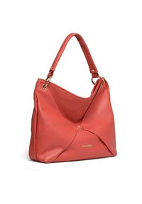 Borsa in pelle corallo con un accento intrecciato, forma curva, grande manico superiore e dettaglio torciglione anteriore, con logo dorato.