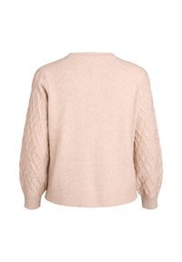 Bežs adīts džemperis ar apaļu kaklu. Ar teksturētām, dimantu raksta piedurknēm un ribveida apakšmalu. Mīksts audums, brīvs piegriezums.