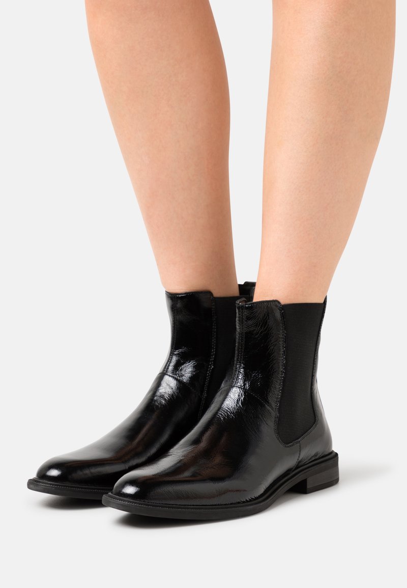 frances vagabond boots