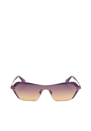 Occhiali da sole avvolgenti con lenti sfumate viola e beige e aste trasparenti viola.