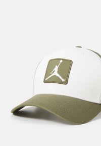 Jordan RISE UNISEX - Cap - sail/medium olive