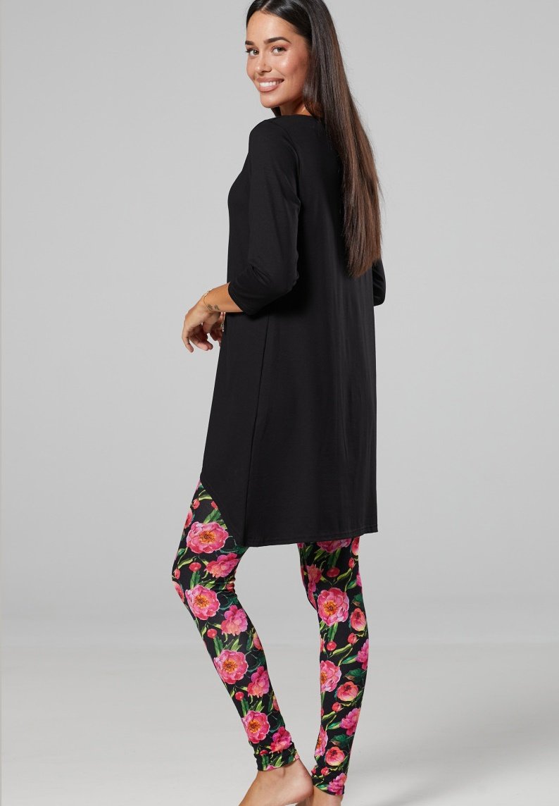 Damen Nachthemden | Chelsea Clark UMSTANDSPYJAMA MIT STILLFUNKTION Nachtwäsche Set Schwarze Rosa Blüten/pink - KZ55916 Damen Nachthemden | Chelsea Clark UMSTANDSPYJAMA MIT STILLFUNKTION Nachtwäsche Set Schwarze Rosa Blüten/pink - KZ55916