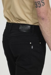 Lee Cooper Jean slim - noir