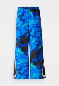 Επιλέχθηκε, hyper royal/white/green shock