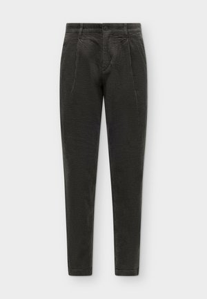 Marc O'Polo, PANTS MODEL OSBY PLEATS - Панталони - wooden earth
