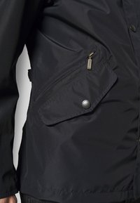Thumbnail Image 5