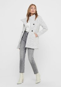 ONLY ONLNEWSOPHIA - Cappotto corto - cloud dancer