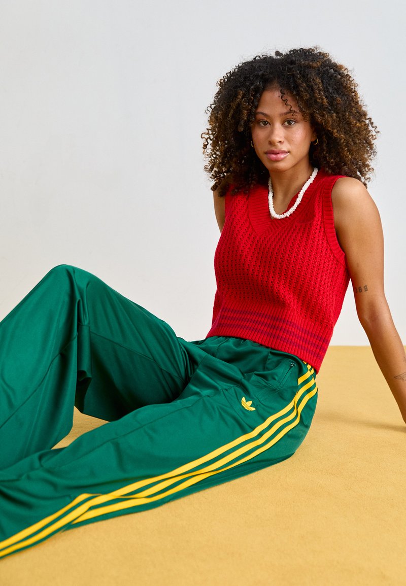 adidas Originals FIREBIRD Tracksuit bottoms collegiate green
