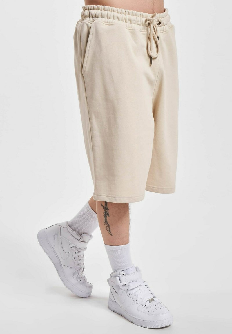 Rocawear SHORTY - Šortky - beige