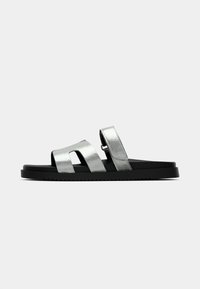 MISSILE - Riemensandalette - silver-coloured